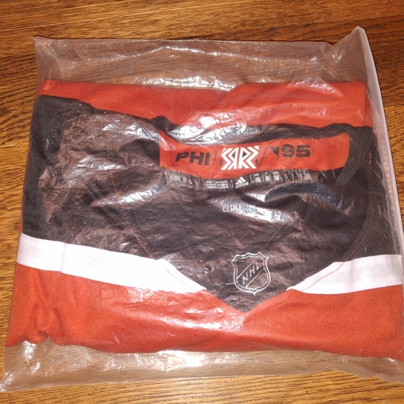 Philadelphia Flyers Carter Hart NHL Sewn Jersey - Picture 3 of 5